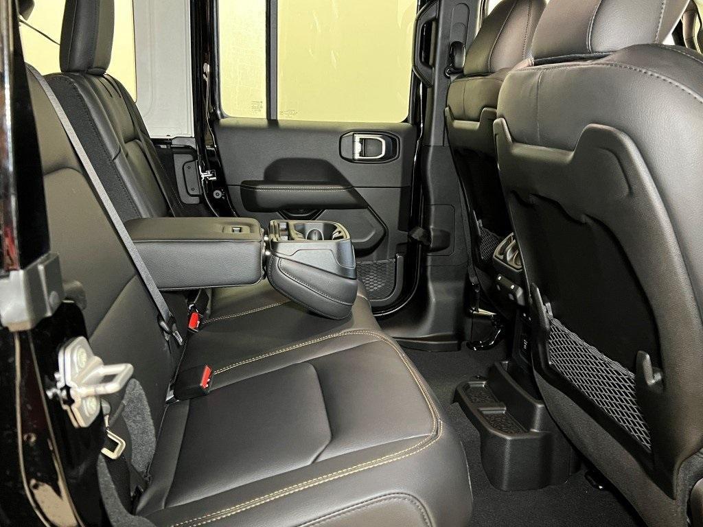 new 2026 Jeep Wrangler car, priced at $52,346