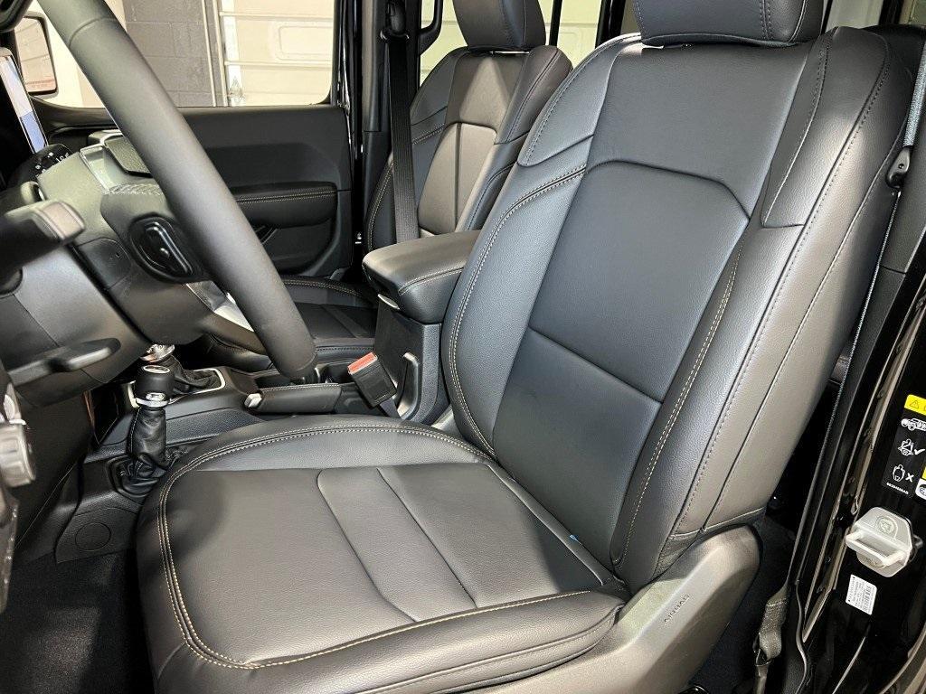 new 2026 Jeep Wrangler car, priced at $52,346