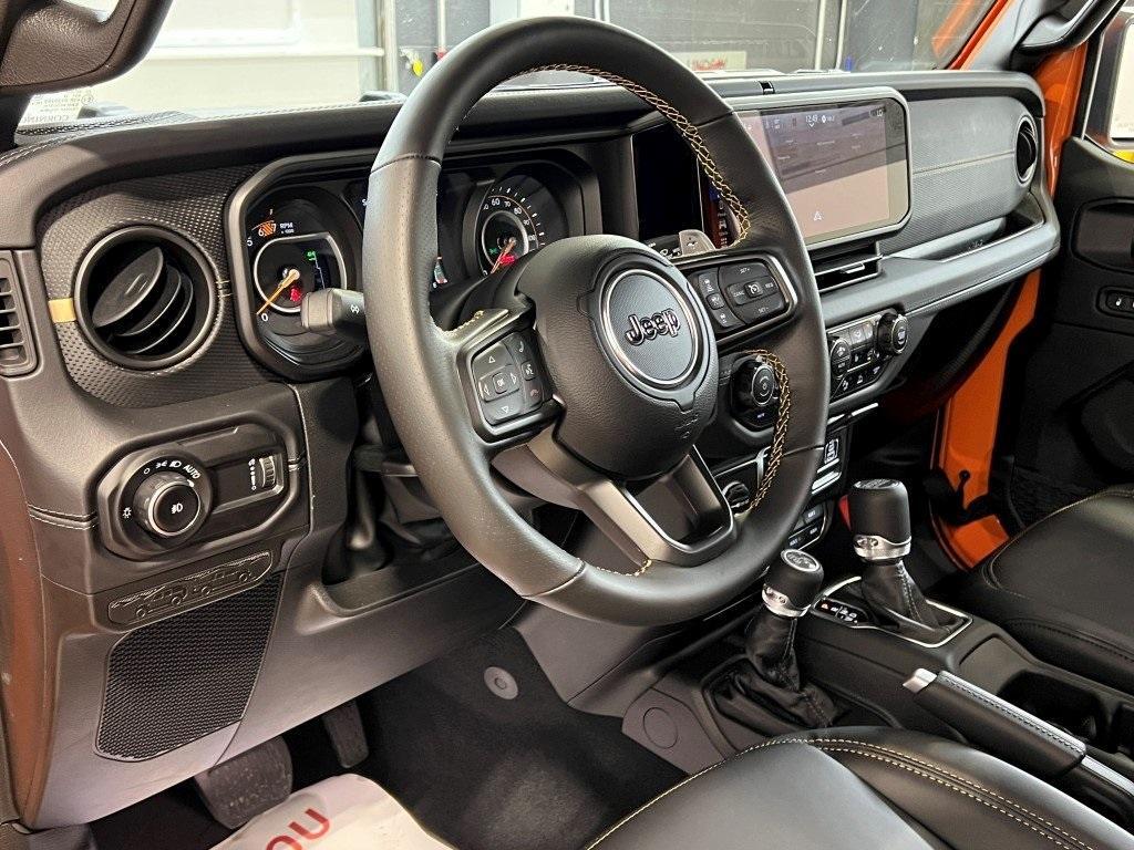 new 2025 Jeep Wrangler car