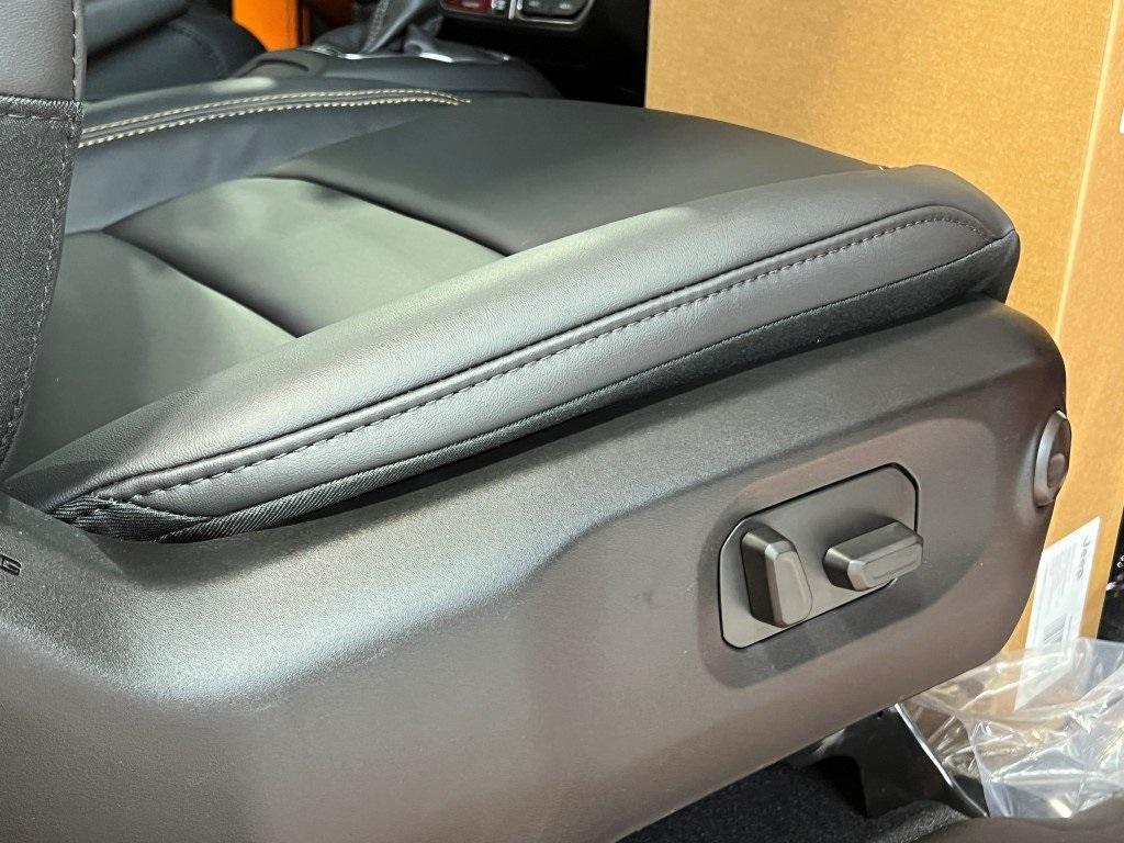 new 2025 Jeep Wrangler car, priced at $105,440