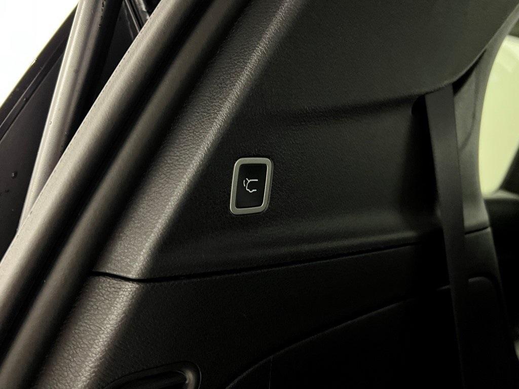 new 2026 Chrysler Voyager car, priced at $39,120