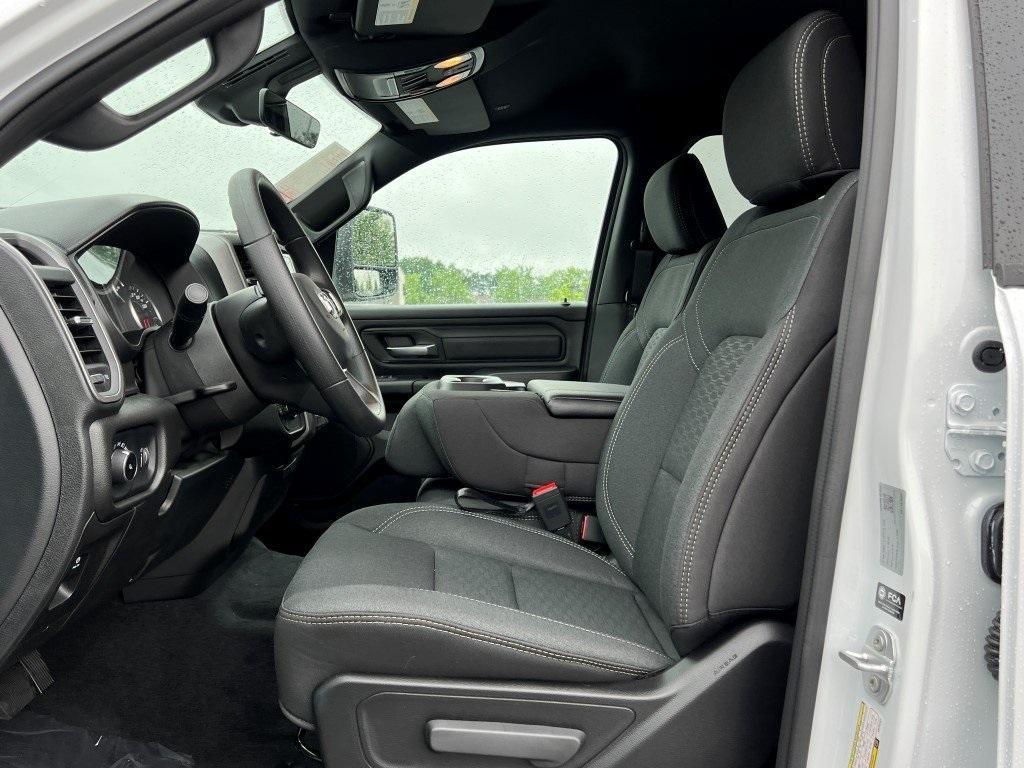 new 2025 Ram 1500 car, priced at $39,390