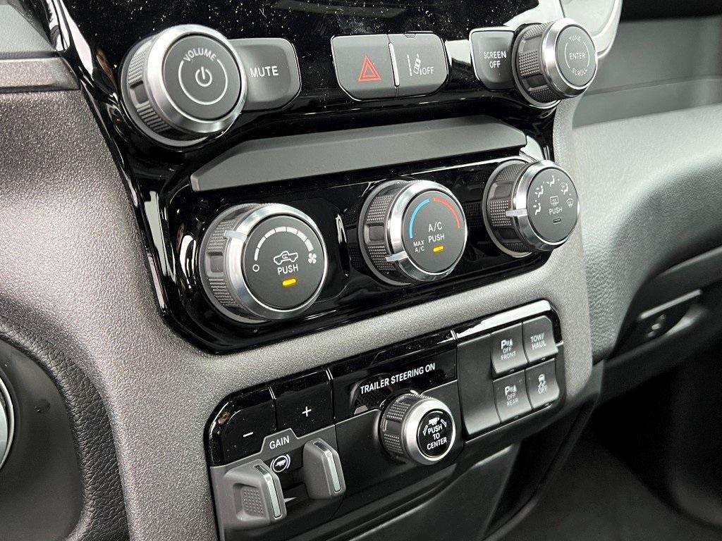 new 2025 Ram 1500 car, priced at $39,390