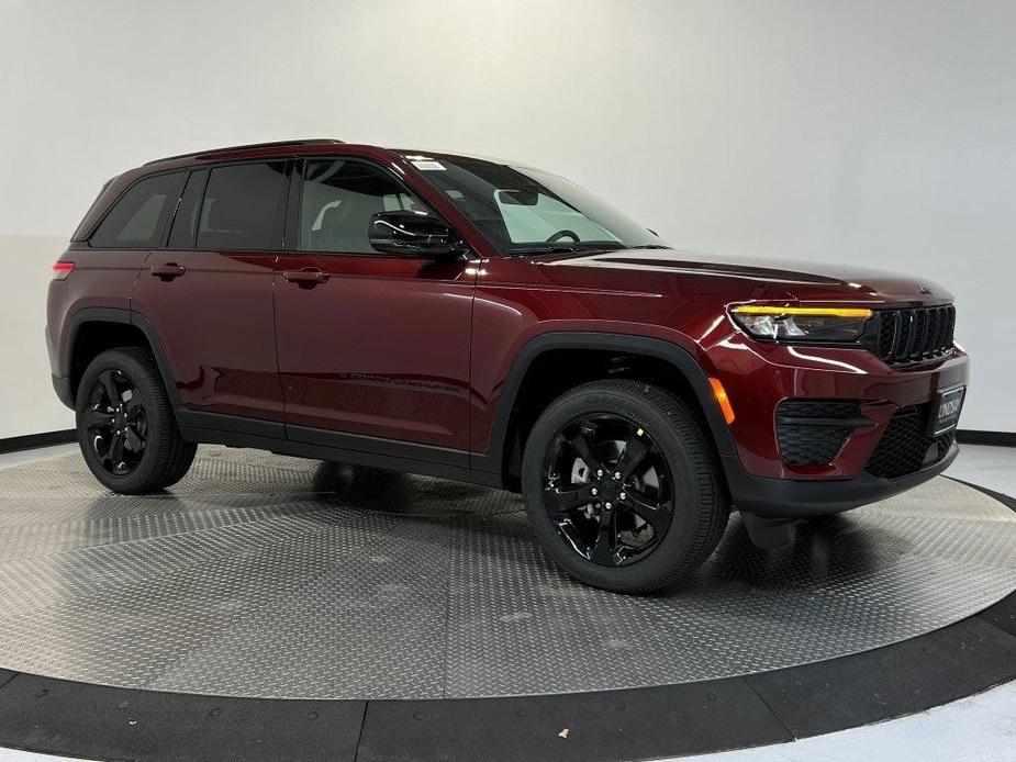 new 2025 Jeep Grand Cherokee car, priced at $44,949