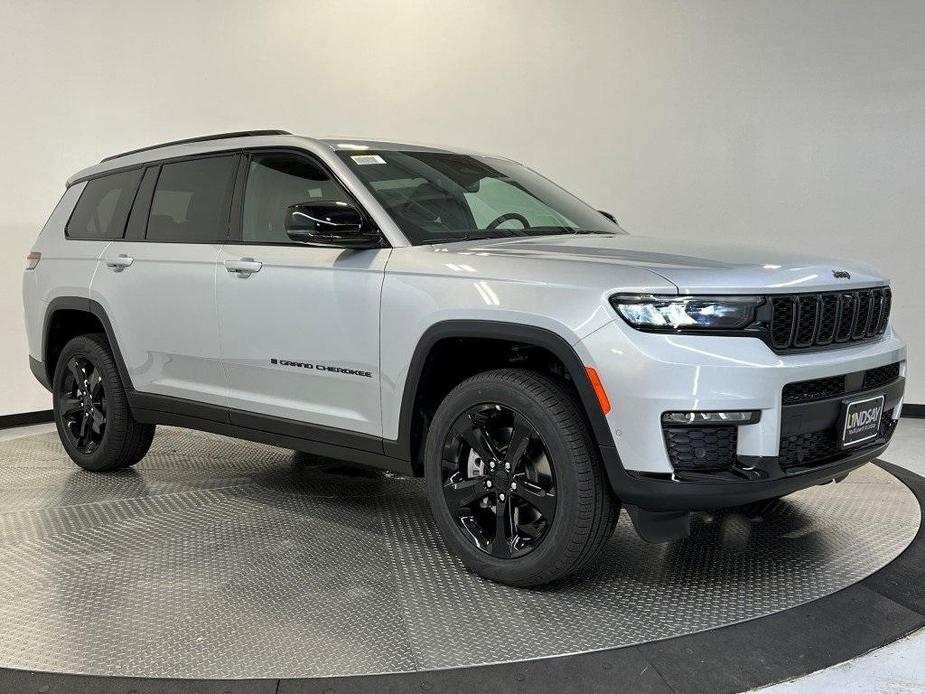 new 2025 Jeep Grand Cherokee L car, priced at $51,881