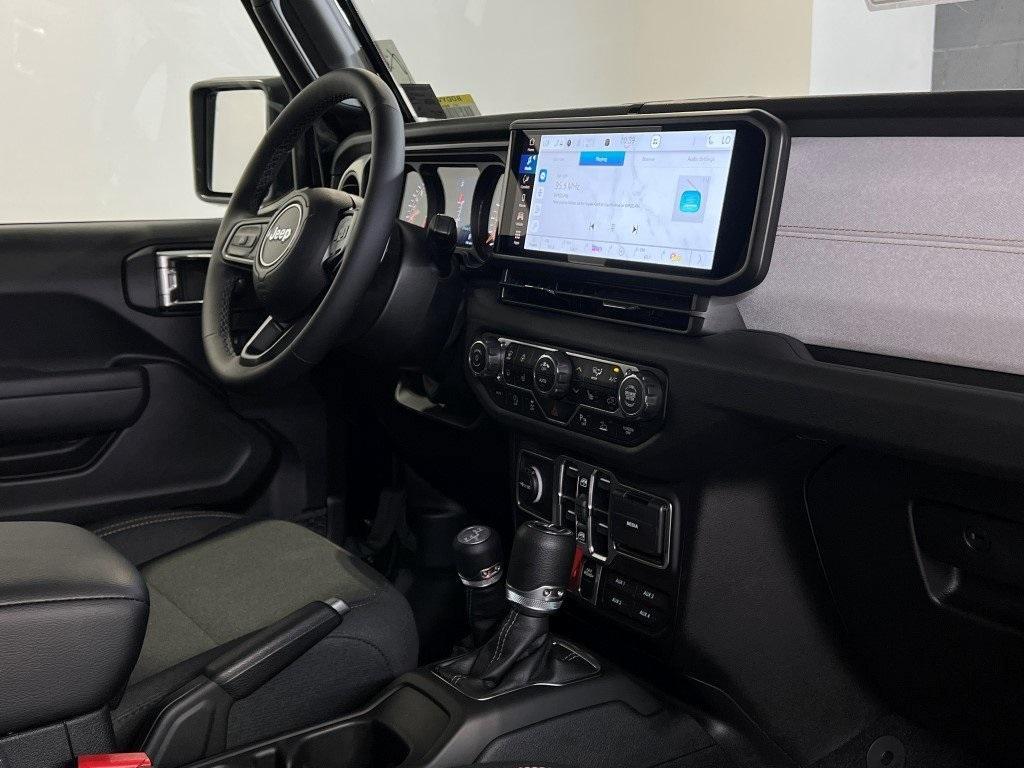 new 2025 Jeep Wrangler car, priced at $50,214