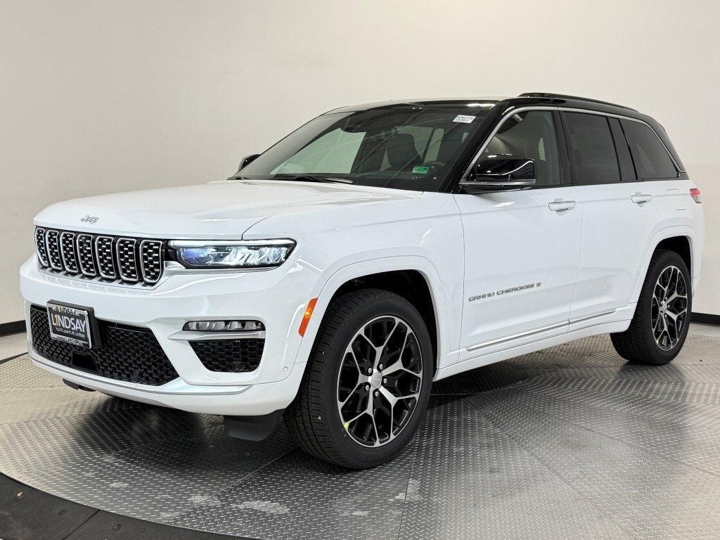 new 2025 Jeep Grand Cherokee car, priced at $59,703