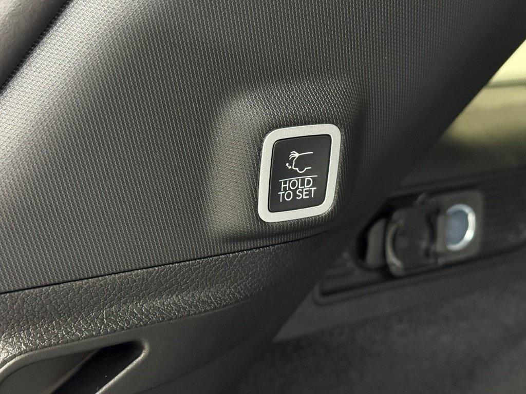 new 2025 Jeep Grand Cherokee car, priced at $59,703