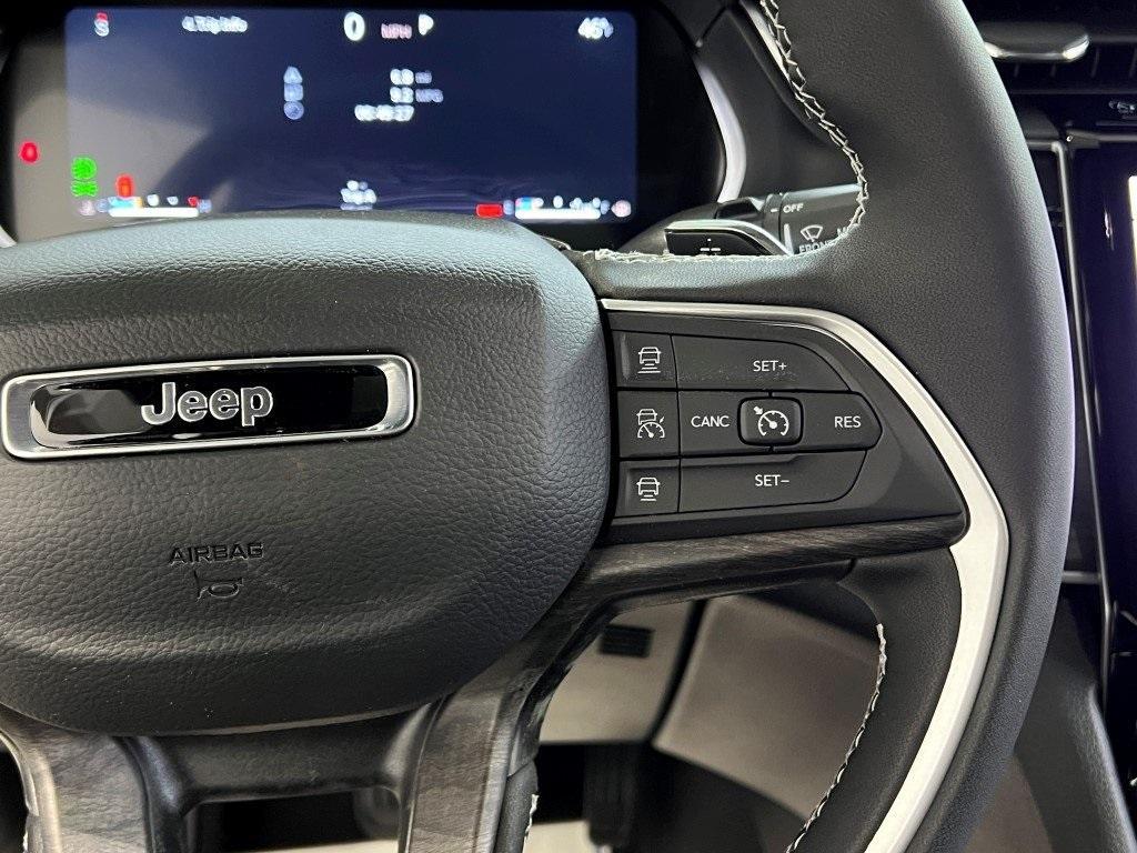 new 2025 Jeep Grand Cherokee car, priced at $46,776