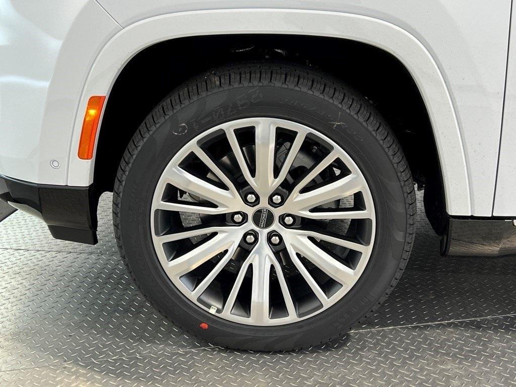 new 2025 Jeep Wagoneer L car, priced at $71,185
