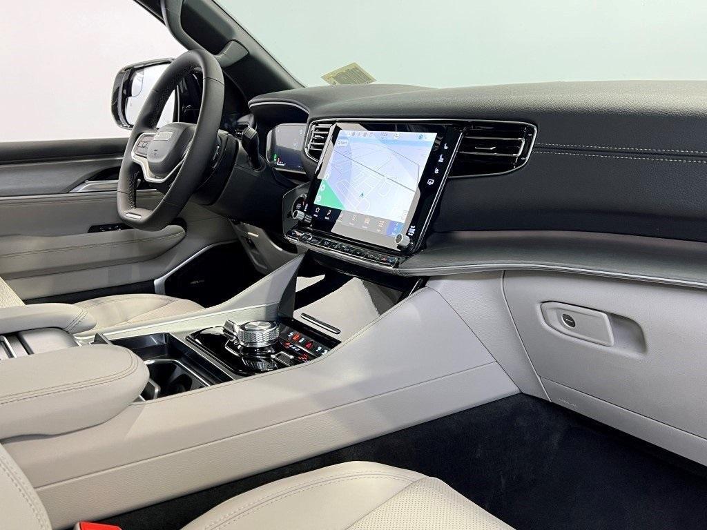 new 2025 Jeep Wagoneer L car, priced at $71,185