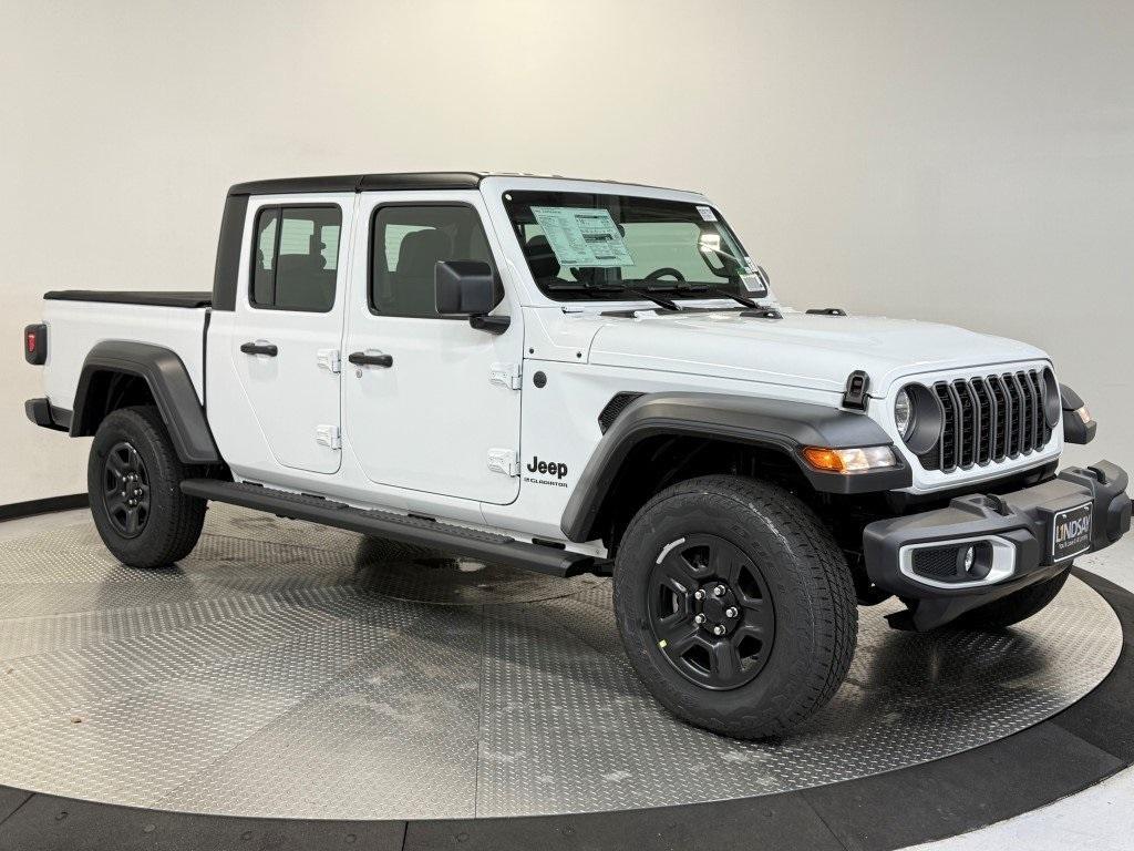 new 2025 Jeep Gladiator car, priced at $40,860