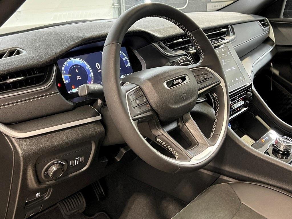 new 2025 Jeep Grand Cherokee L car, priced at $42,432
