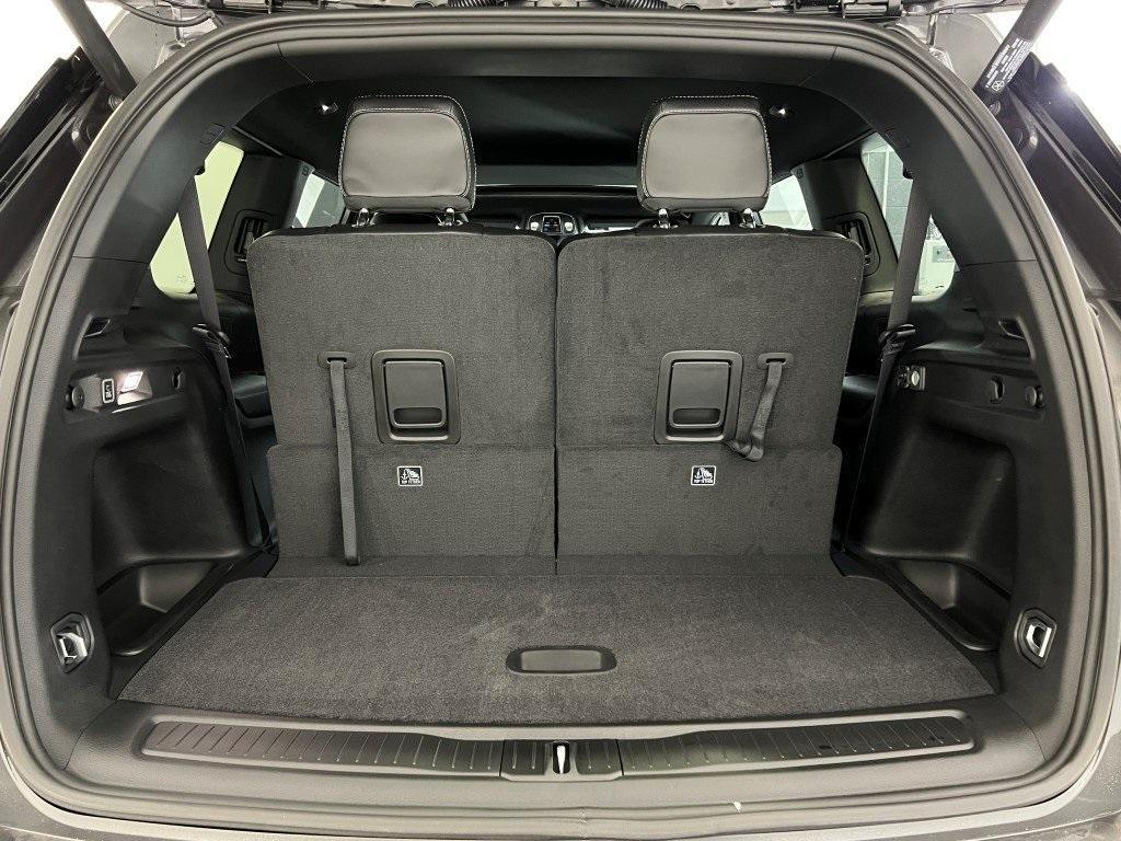 new 2025 Jeep Grand Cherokee L car, priced at $42,432