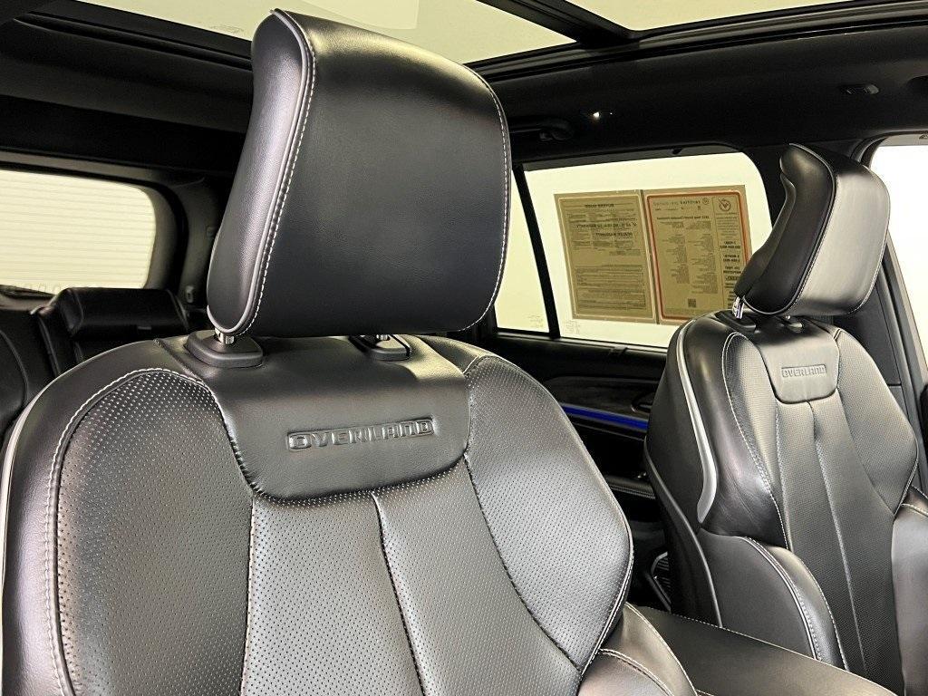 used 2022 Jeep Grand Cherokee car, priced at $35,000
