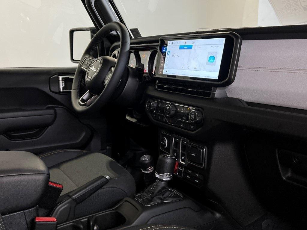 new 2025 Jeep Wrangler car, priced at $37,766