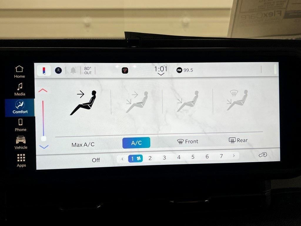 new 2025 Jeep Wrangler car, priced at $37,766