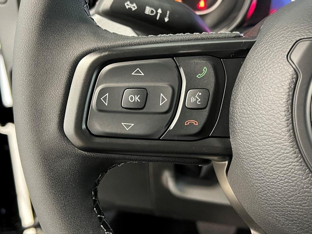 new 2025 Jeep Wrangler car, priced at $37,766