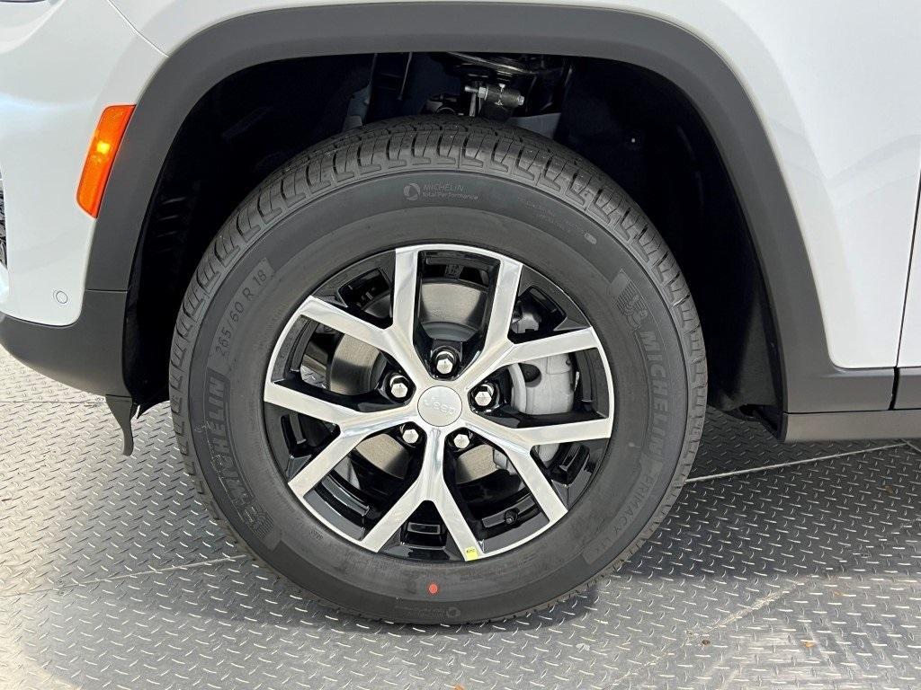 new 2025 Jeep Grand Cherokee car, priced at $43,791