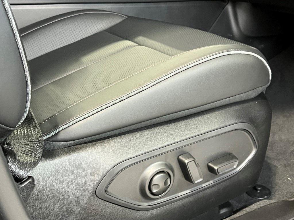 new 2025 Jeep Wagoneer S car, priced at $54,810