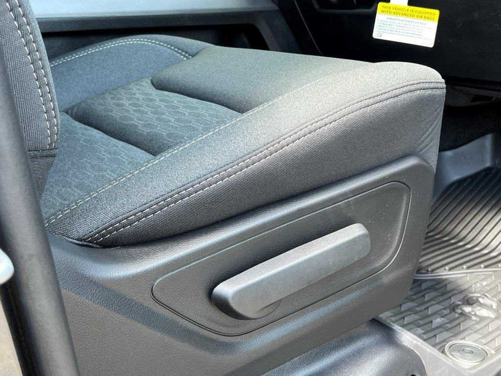 new 2025 Ram 1500 car, priced at $51,037