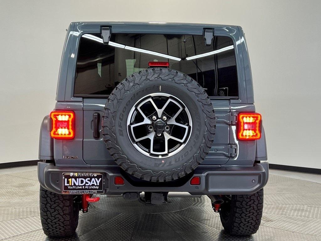 new 2026 Jeep Wrangler car, priced at $58,157