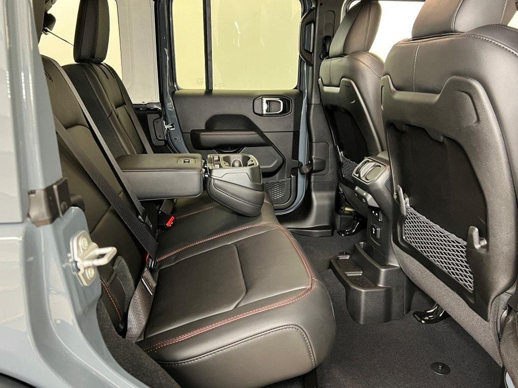 new 2026 Jeep Wrangler car, priced at $58,157