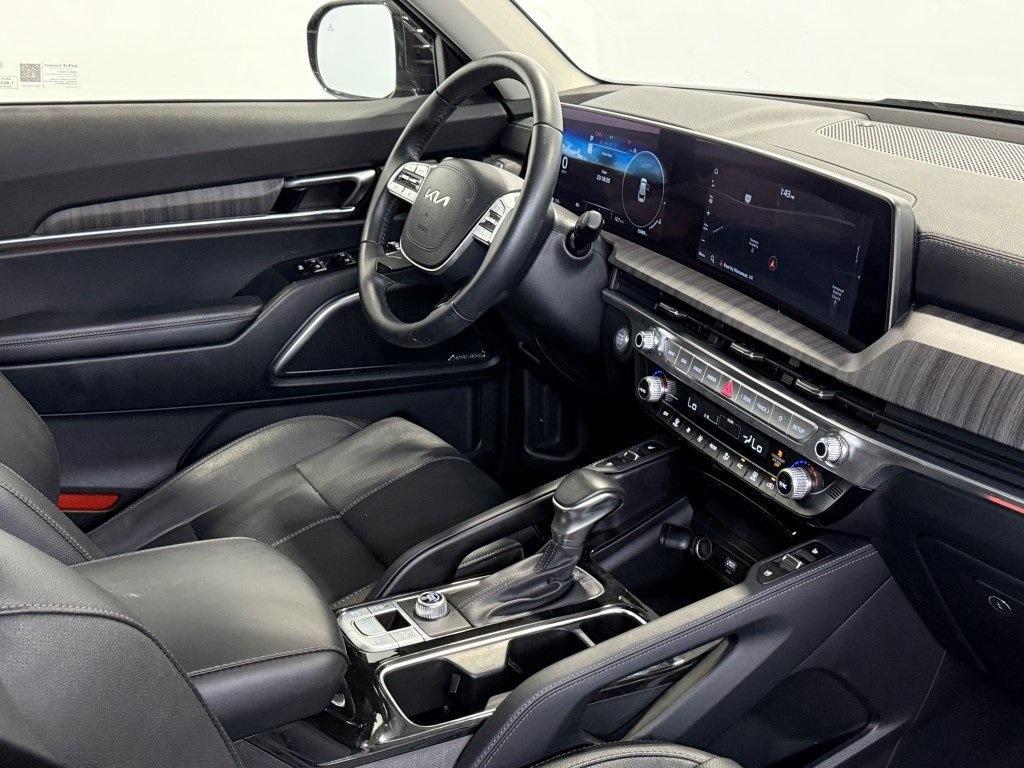 used 2024 Kia Telluride car, priced at $39,900