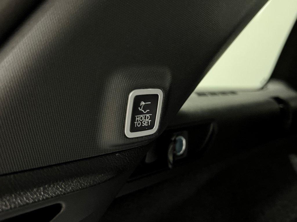 new 2025 Jeep Grand Cherokee car, priced at $60,239