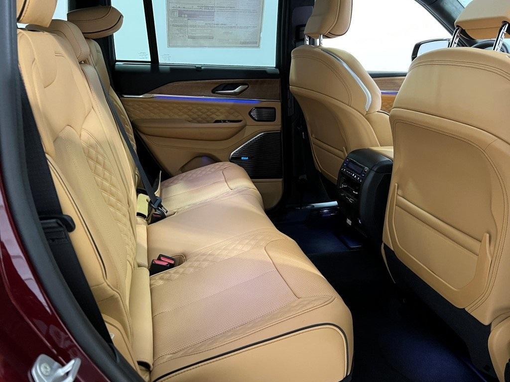 new 2025 Jeep Grand Cherokee car, priced at $60,239