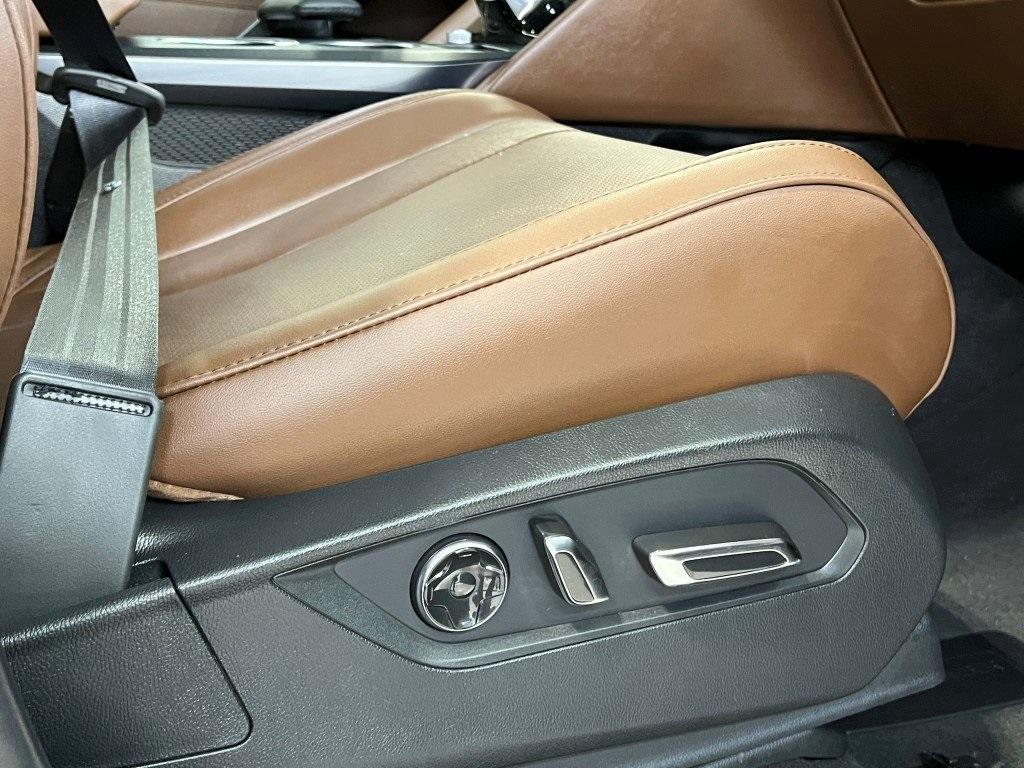 used 2024 Acura MDX car, priced at $45,500