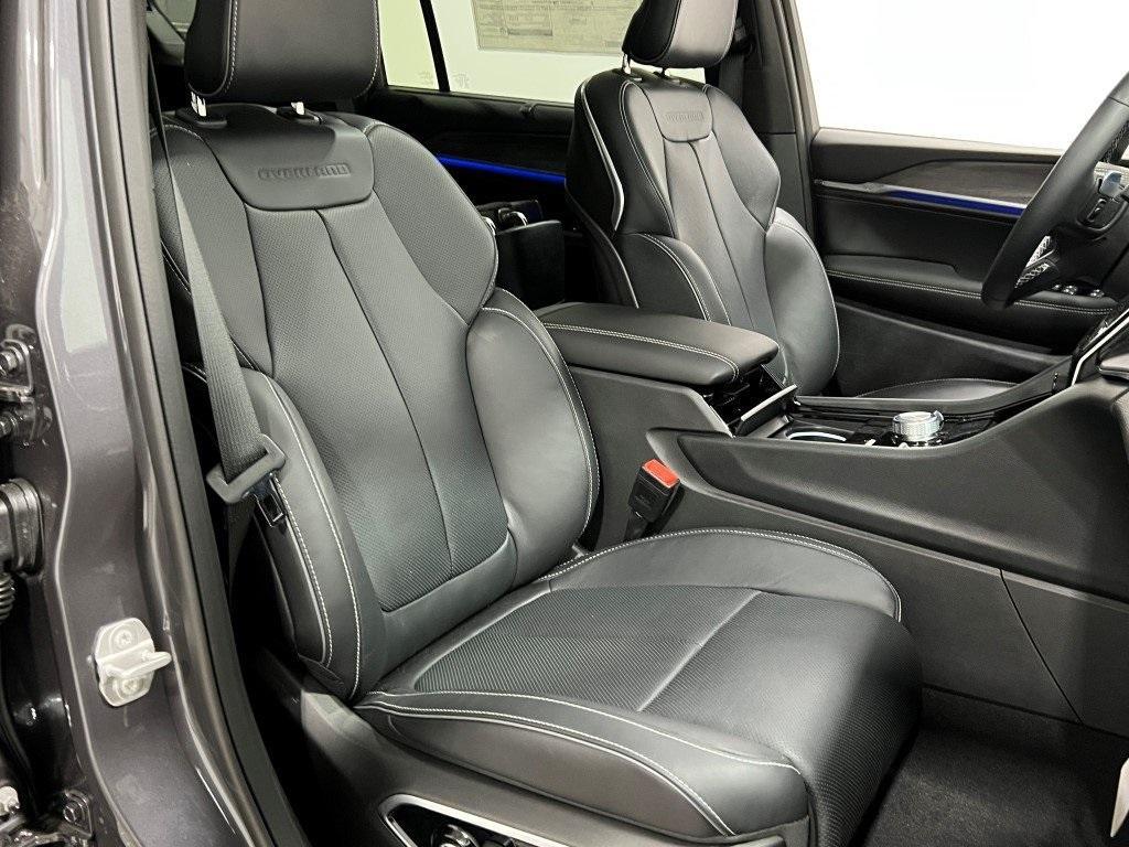 new 2025 Jeep Grand Cherokee L car, priced at $57,400