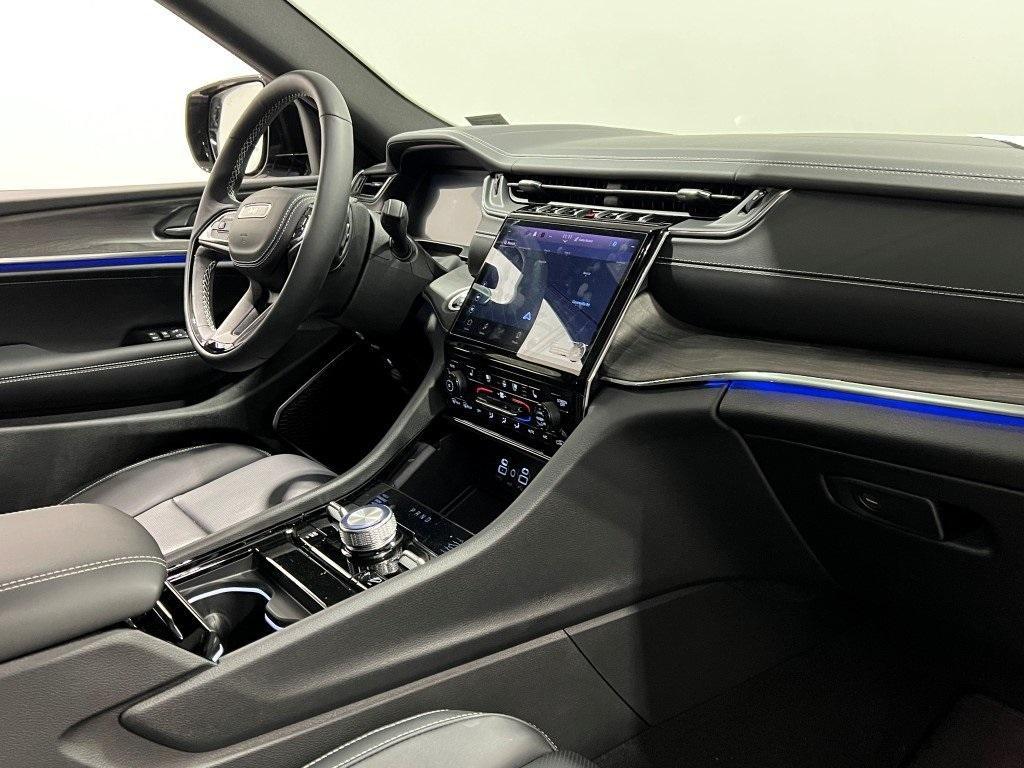 new 2025 Jeep Grand Cherokee L car, priced at $57,400