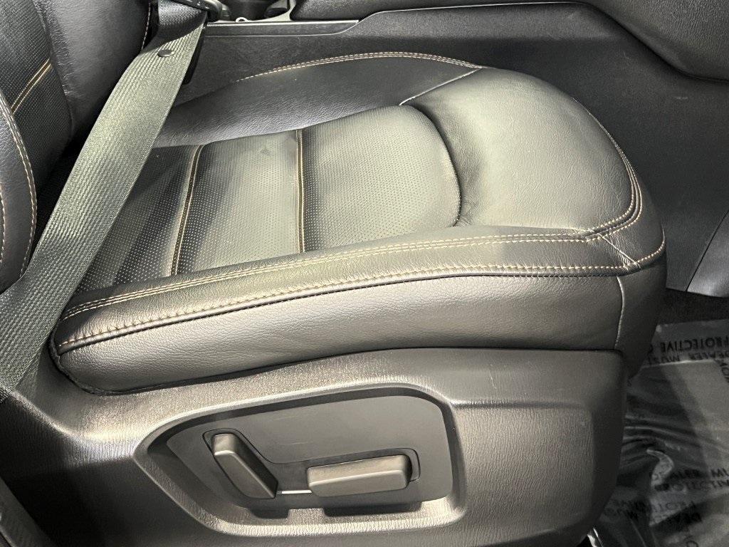 used 2023 Mazda CX-5 car, priced at $25,900