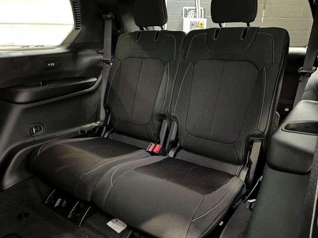 new 2025 Jeep Grand Cherokee L car, priced at $38,454