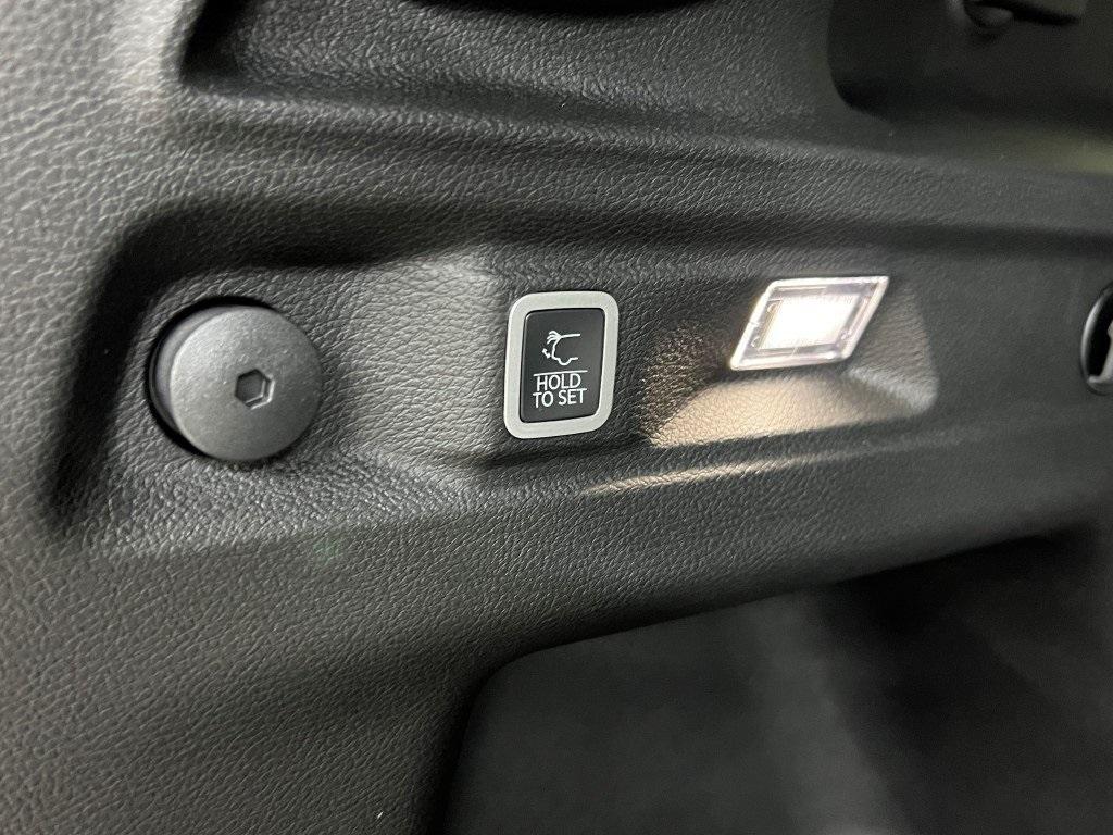 new 2025 Jeep Grand Cherokee L car, priced at $38,454