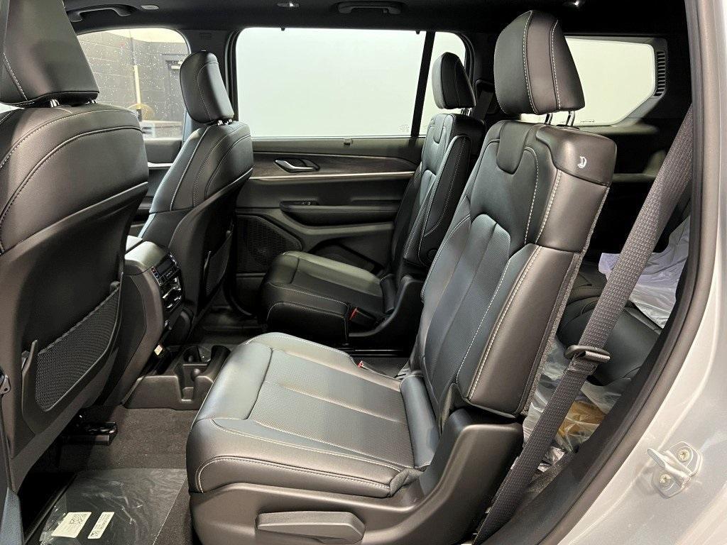 new 2025 Jeep Grand Cherokee L car, priced at $49,057
