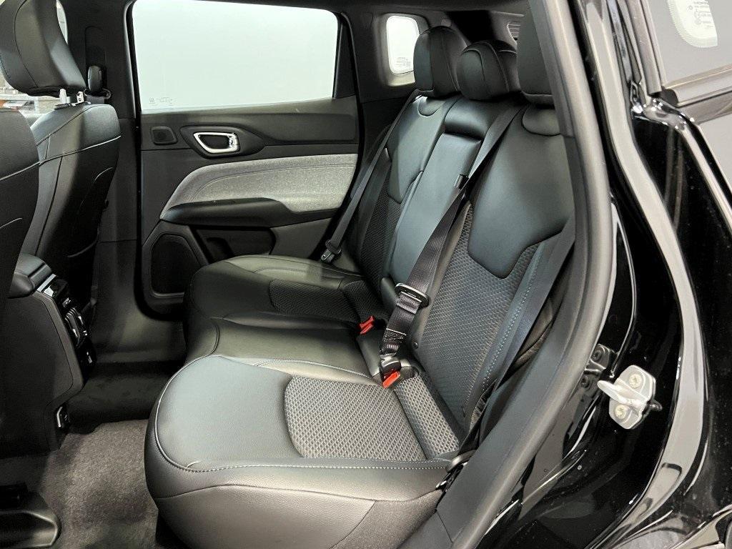 new 2025 Jeep Compass car, priced at $33,067