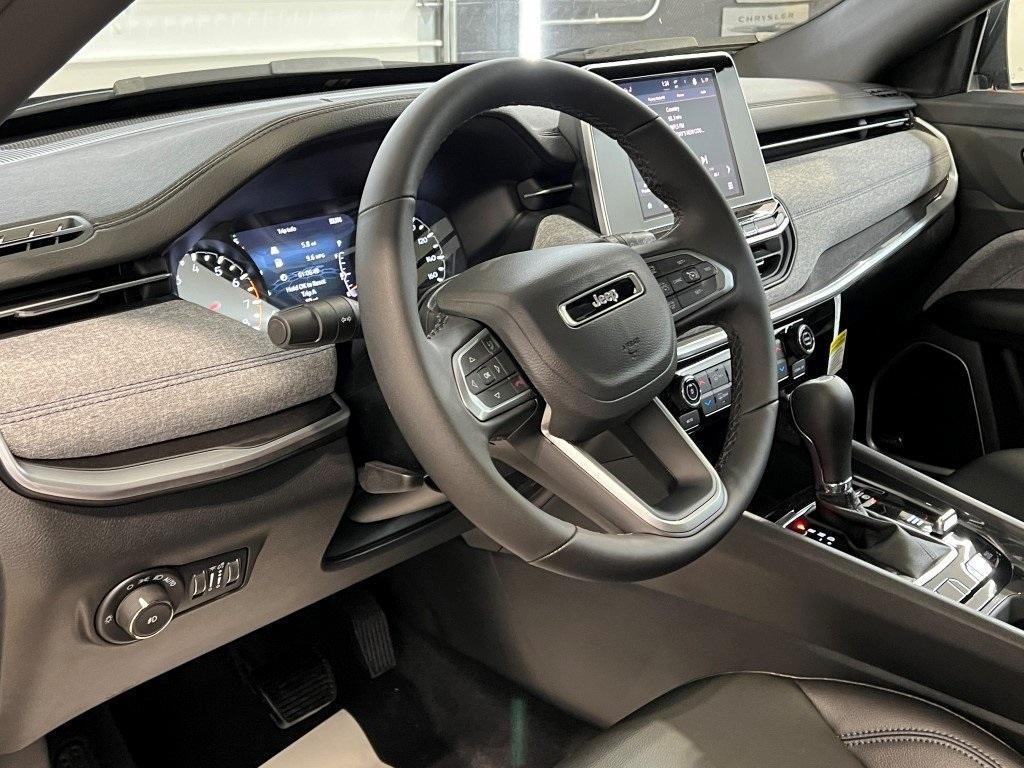 new 2025 Jeep Compass car, priced at $33,067