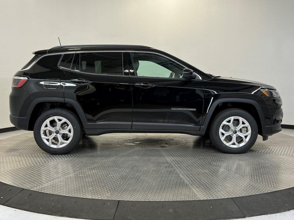 new 2025 Jeep Compass car, priced at $33,067