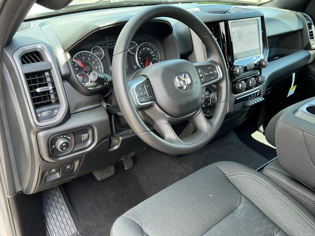 new 2025 Ram 1500 car, priced at $46,686