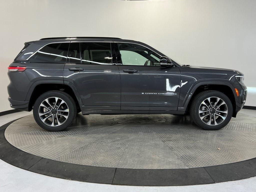 new 2025 Jeep Grand Cherokee car, priced at $57,792