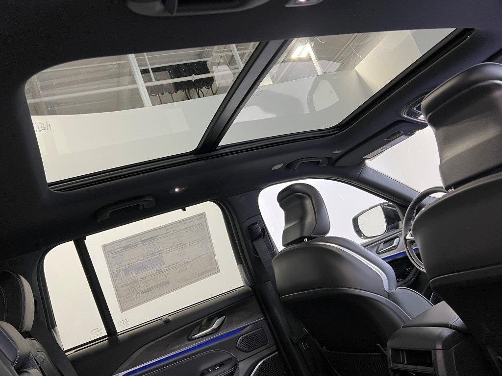 new 2025 Jeep Grand Cherokee car, priced at $57,792