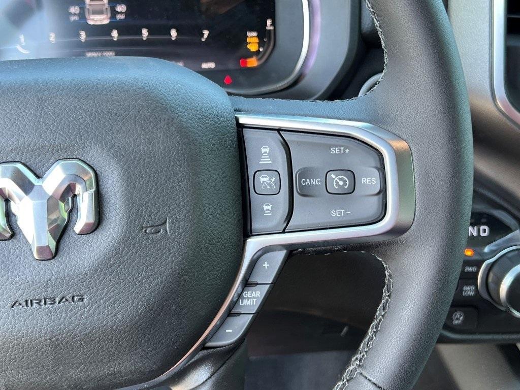 new 2025 Ram 1500 car, priced at $52,662