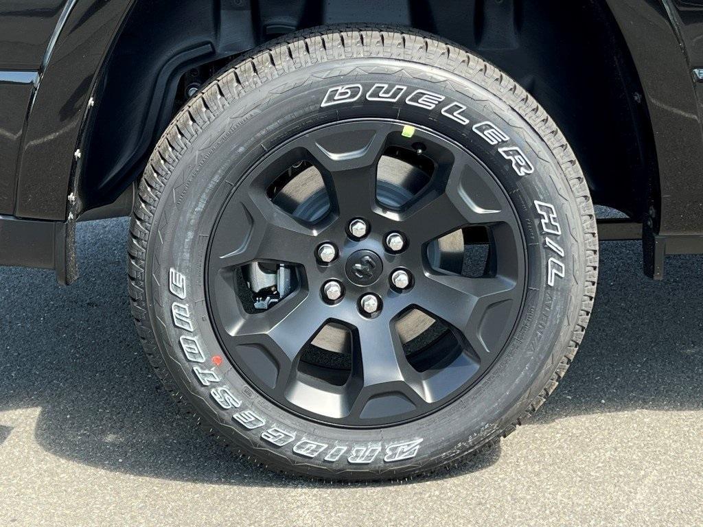 new 2025 Ram 1500 car, priced at $52,662