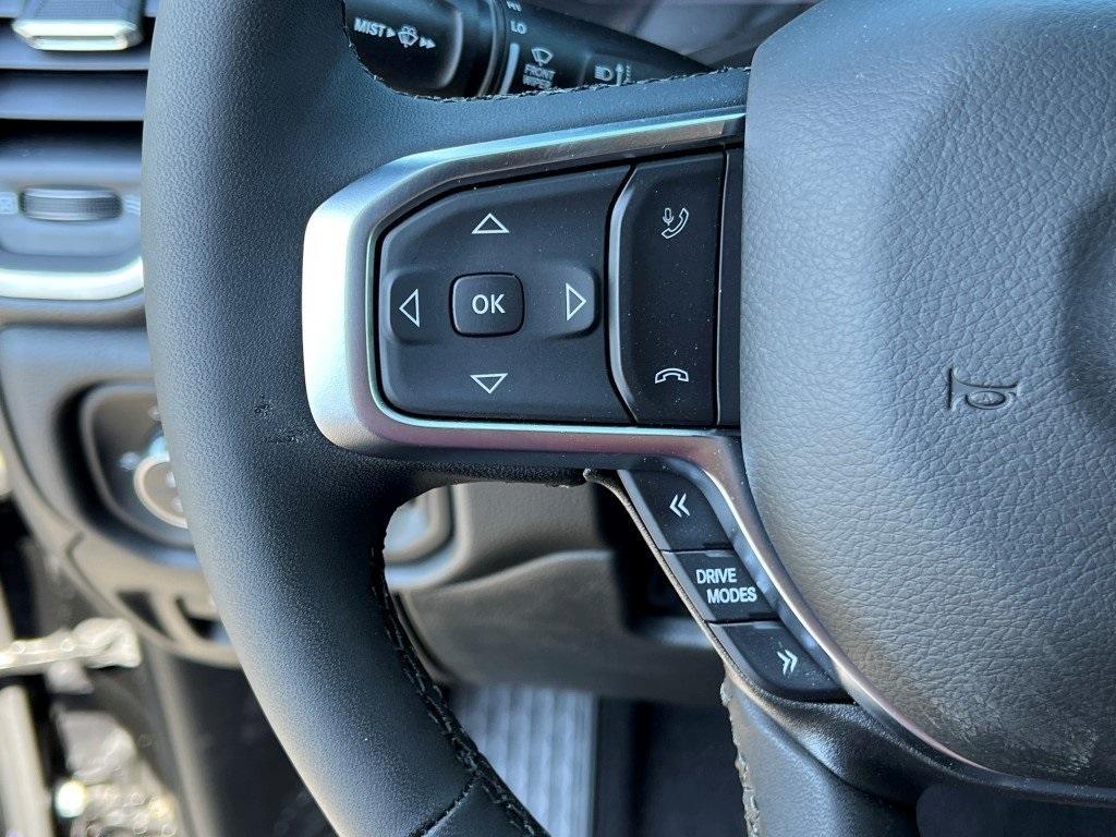 new 2025 Ram 1500 car, priced at $52,662