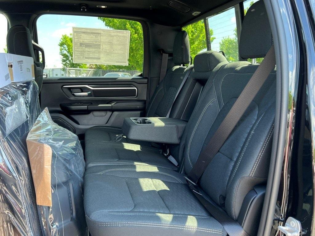 new 2025 Ram 1500 car, priced at $52,662
