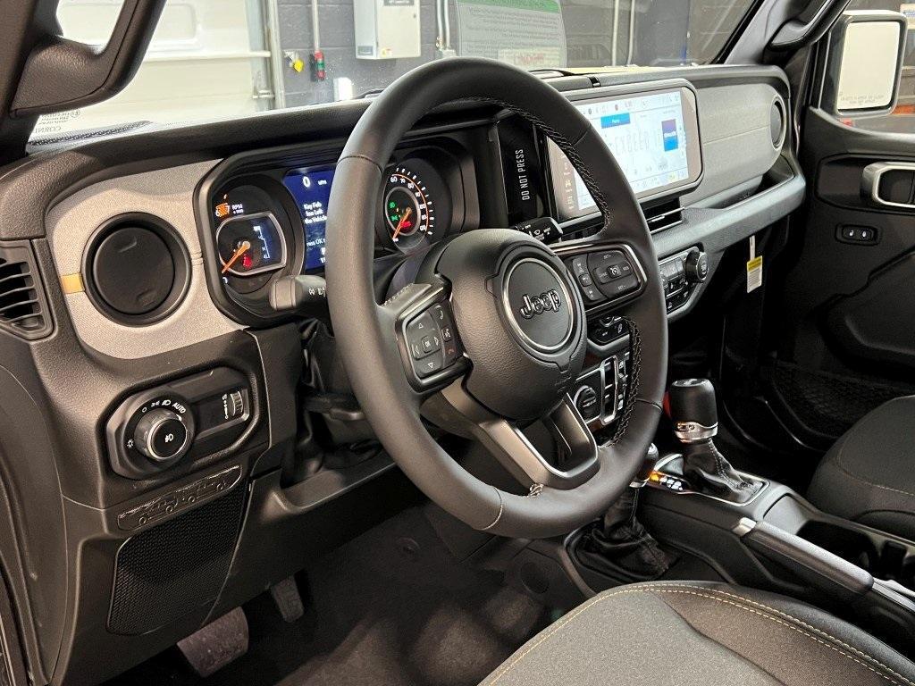 new 2025 Jeep Wrangler car, priced at $46,612