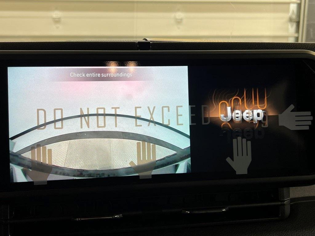 new 2025 Jeep Wrangler car, priced at $46,612