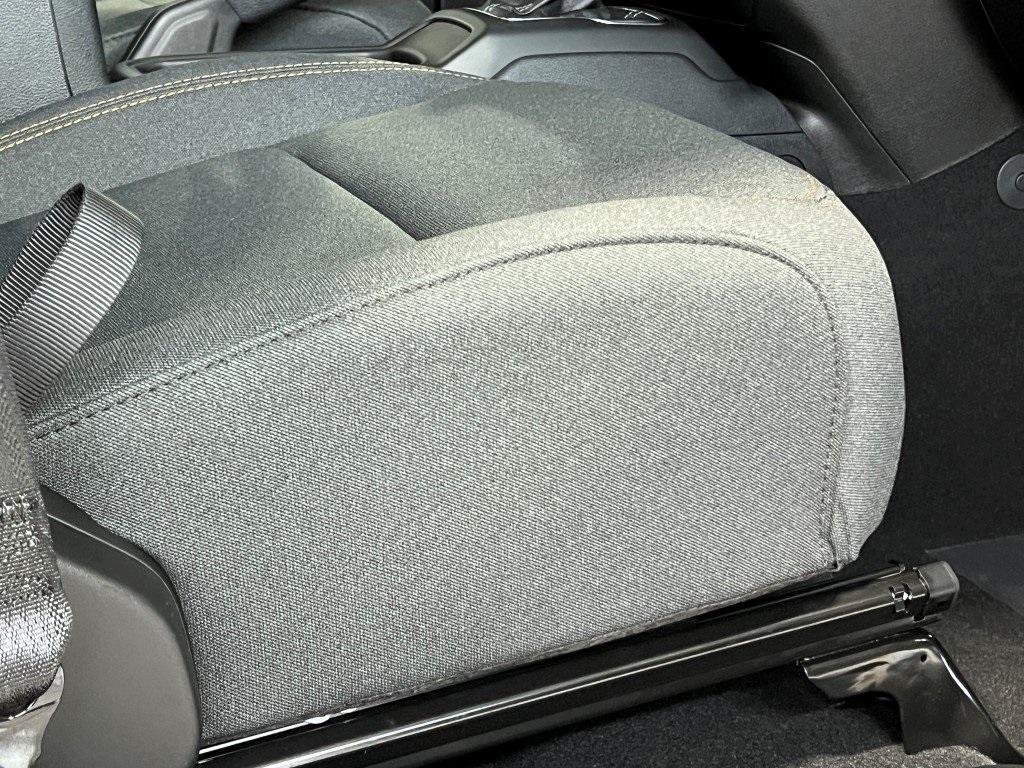 new 2025 Jeep Wrangler car, priced at $46,612